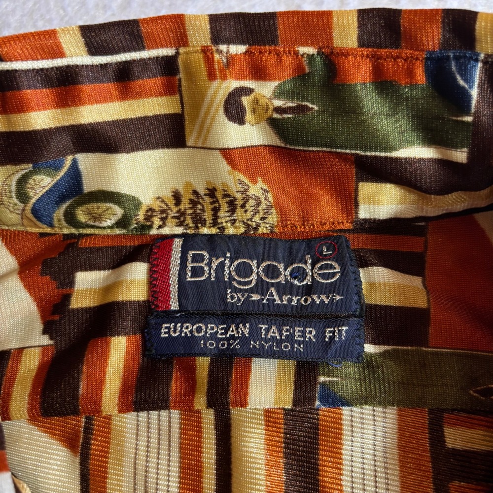 Vintage Brigade by Arrow European Taper Fit Mens L‎ 100% Nylon Button Up Shirt - Picture 3 of 7